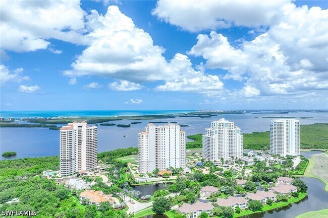 4951 Bonita Bay Blvd Unidad 604