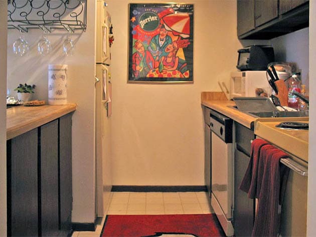 Photo - 427-431 W Doty