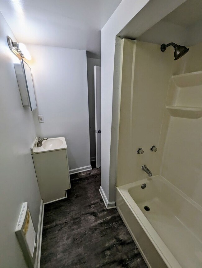 Photo - 1615 Lynn Ave Unidad 1