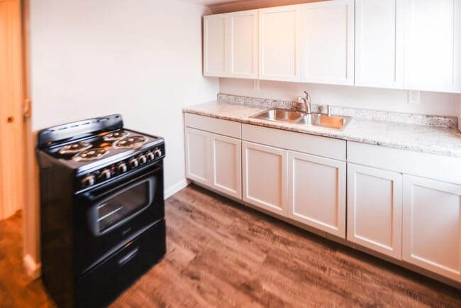 Photo - 628 Evesham Ave Unit 628 Evesham Upper - 094