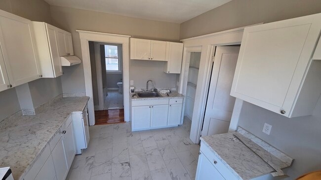 Photo - 26 Whittlesey Ave Unit 2