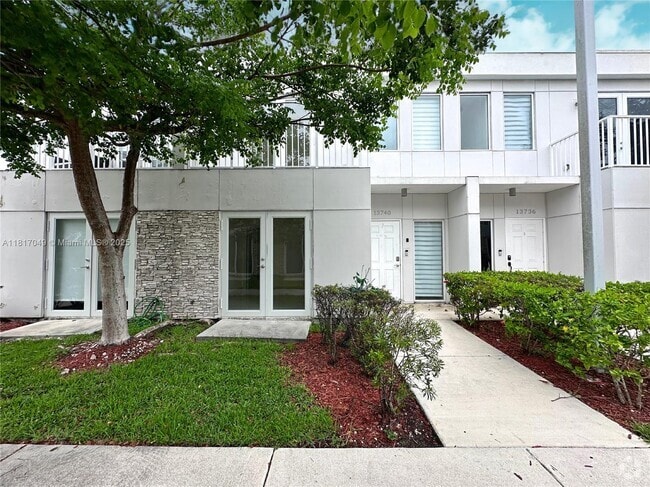 Building Photo - 13740 SW 259th St Rental