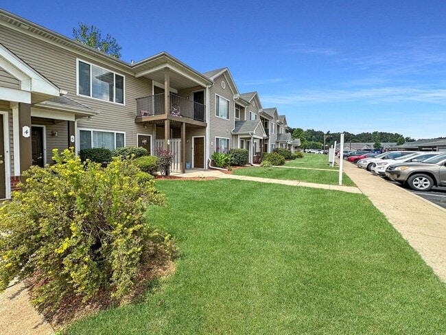 Photo - Battle Creek 3 Bedroom / 2 Bath Apartment – Available Now!