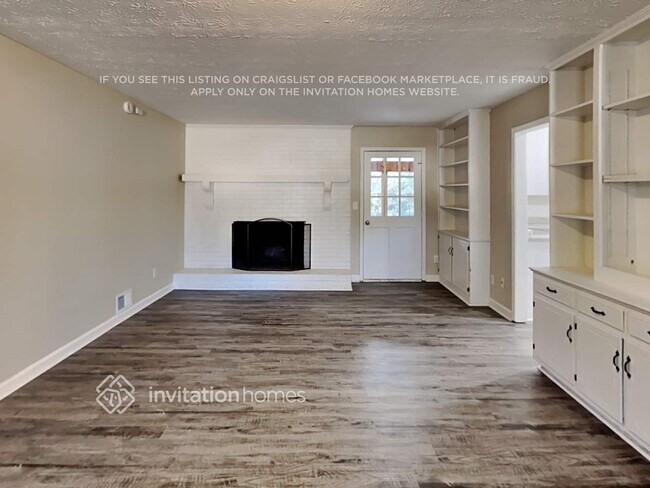 Photo - 3930 Grove Trail