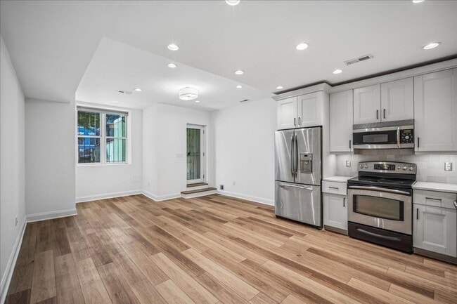 Photo - Modern 2BR 2BA Apartment in Columbia Heights