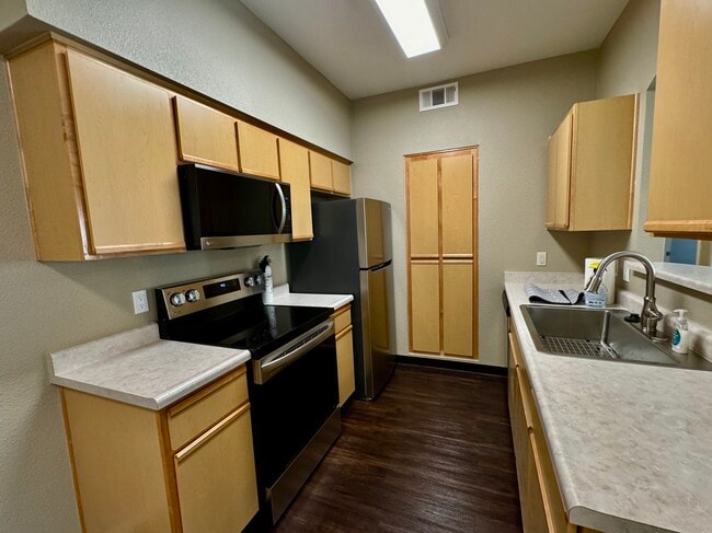 Cocina - 6850 Sharlands Ave Unidad X1145