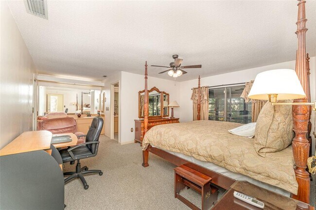 Photo - 4240 Creekwood Ln