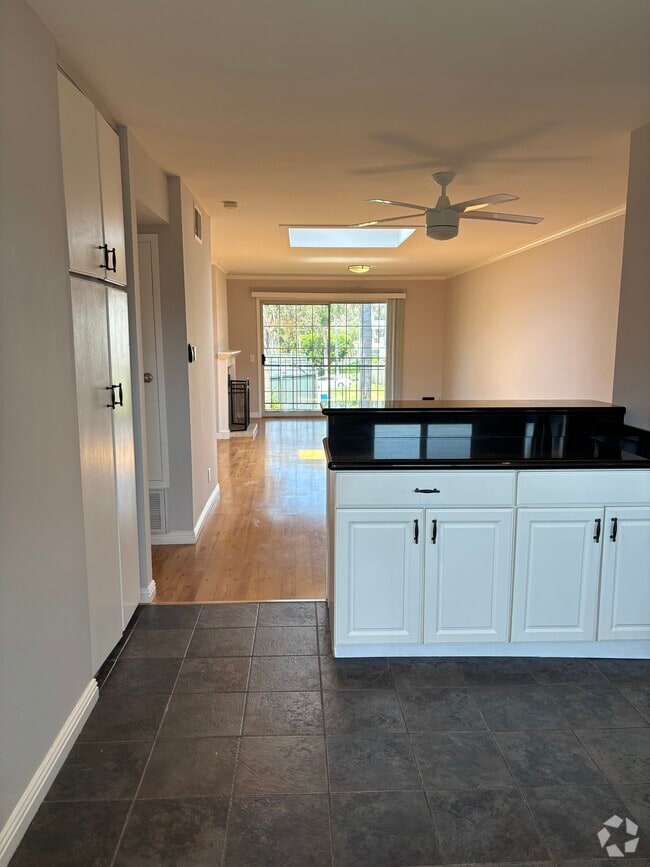 Building Photo - 6484 Cavalleri Rd Unit 6484 Rental