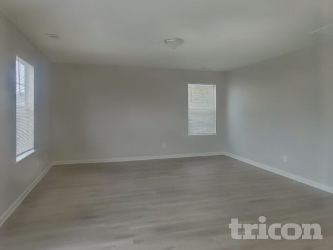 Photo - 415 Fox Trot Dr