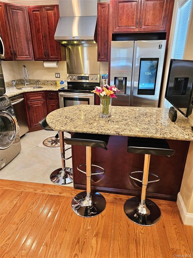 Photo - 198 Jericho Tpke Unit 2nd FL