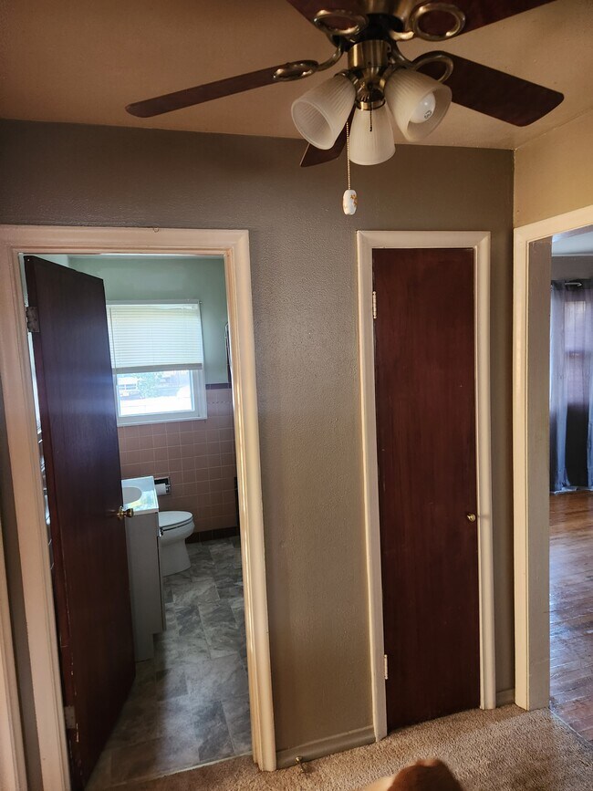 Photo - 211 E Jackson St Unit 211 east jackson