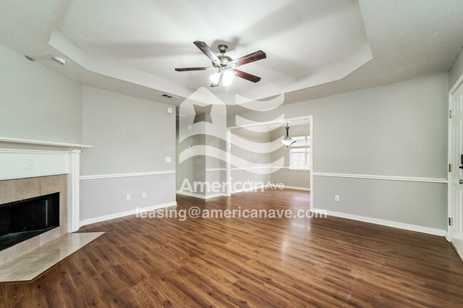 Photo - 2032 Red Oak Dr