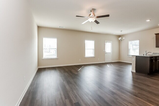 Photo - 106 Brook Dr