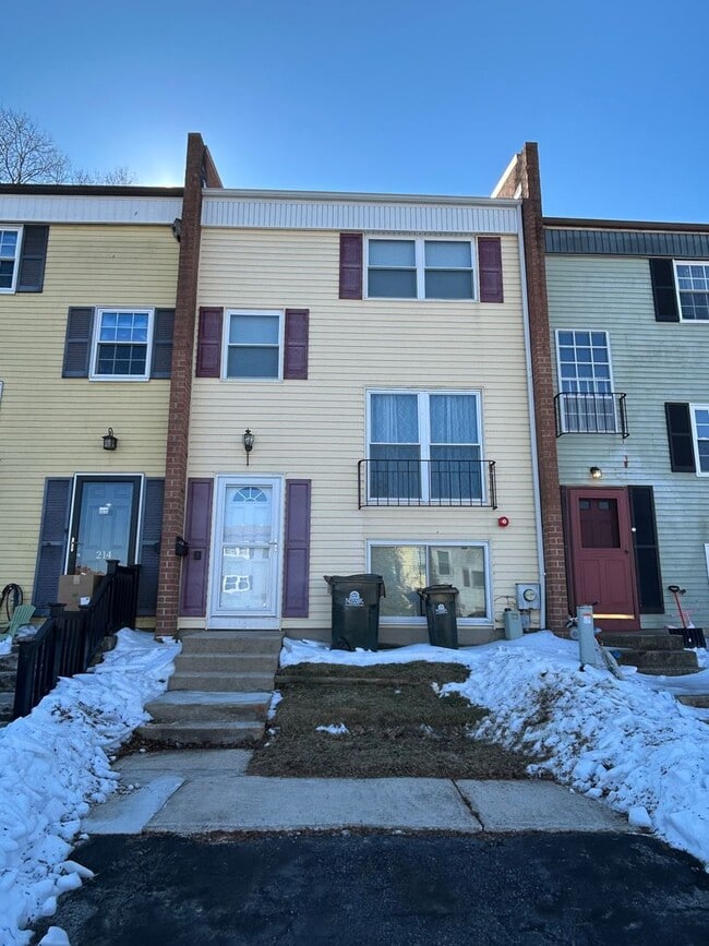 Building Photo - 216 Whitherspoon Ln