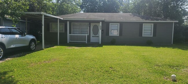 Photo - 1110 N Natchez Dr House