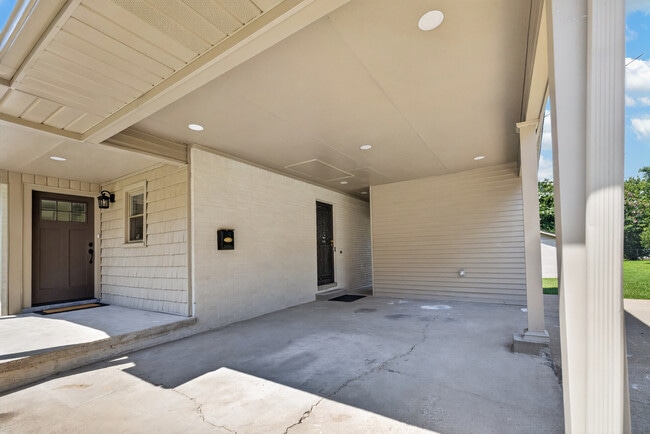 Photo - 125 Todd St