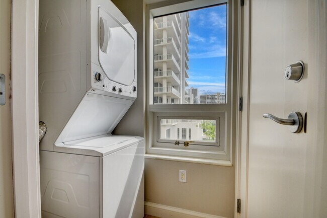Photo - 3800 N Ocean Dr Unit 518