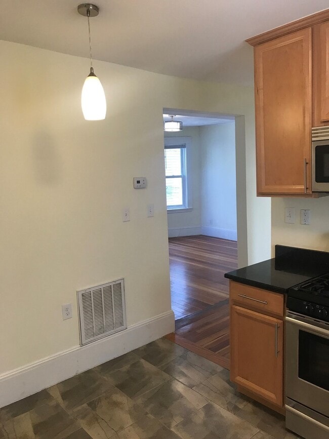 Photo - 65 Conwell Ave Unidad 3