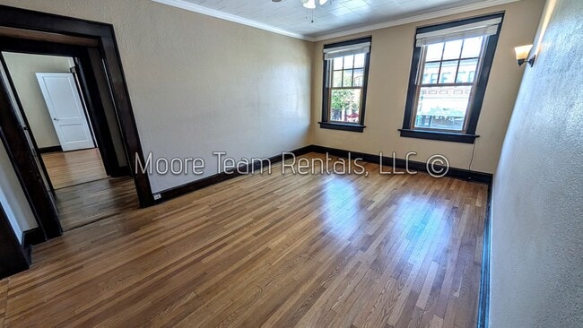 Photo - MainStN446 Unit 2