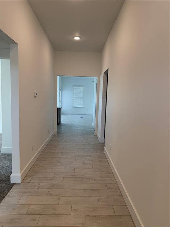 Photo - 211 Kristen Ln