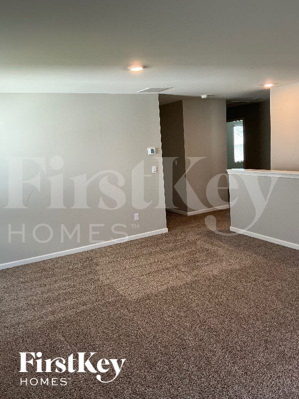 206 Graham Campbell Ln