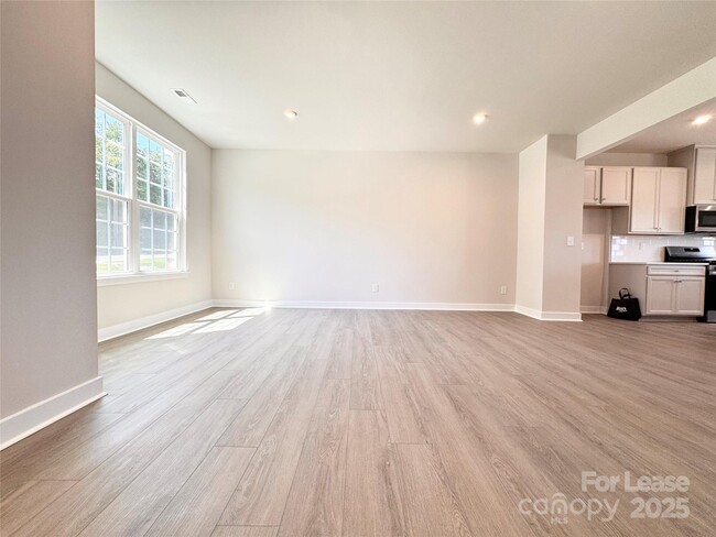 Photo - 7631 Griffins Gate Road Southwest