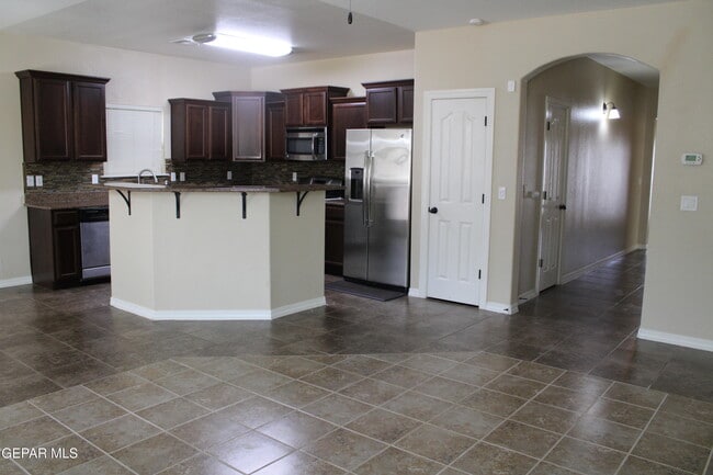 Photo - 13226 Emerald River St