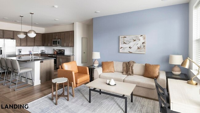 Photo - 170 Graphics Dr Unidad 3208