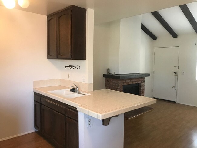 Photo - Stunning West Hills 1+1 Upper Unit