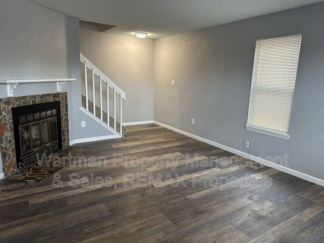 Photo - 4392 Hawks Lookout Ln