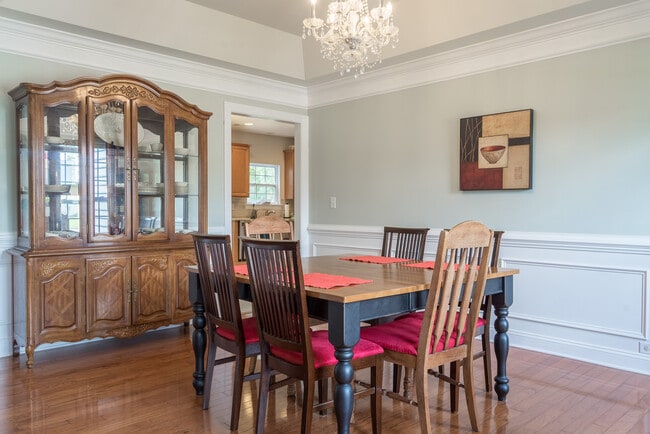 Photo - 5306 Mulholland Dr