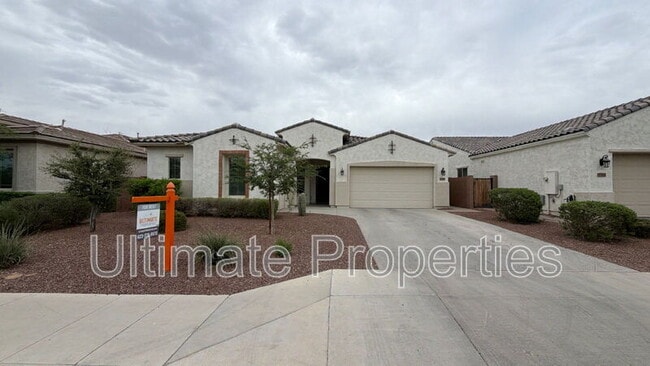 Building Photo - 8548 W Midway Ave