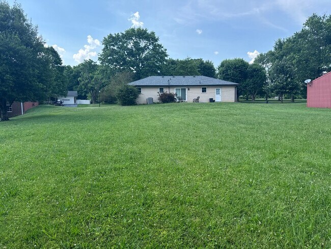 Photo - 1704 Twinbrook Dr
