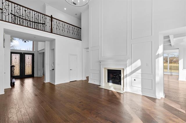 Photo - 706 Dover Pl