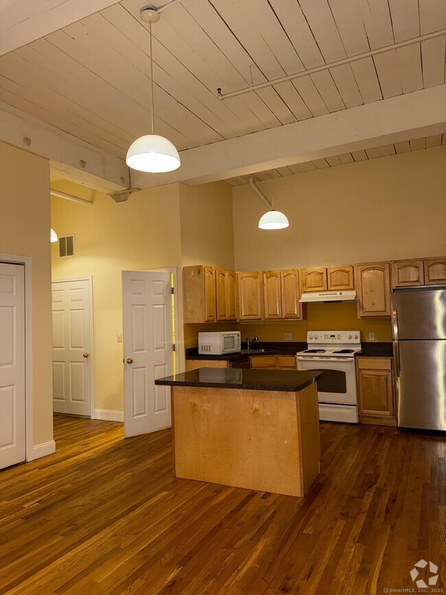 Building Photo - 390 Charles St Unit 211 Rental