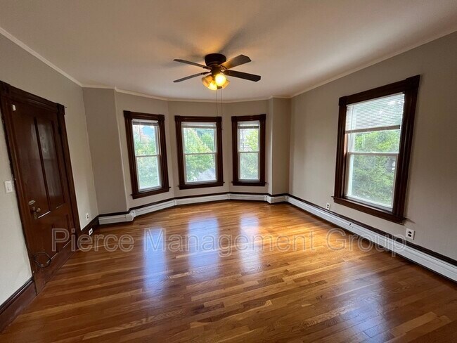 Photo - 262 Walnut St Unit 2