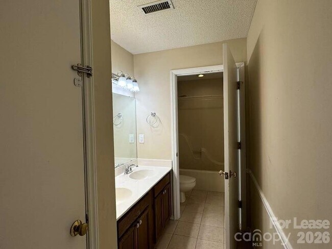 722 Mallard Head Pl
