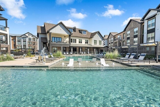 Building Photo - 4401 E Pflugerville Pkwy Unit 2401