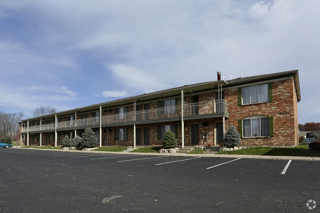 Davis Creek Apartments - Davis Creek Apartments
