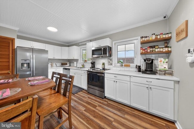 Photo - 120 Homewood Rd