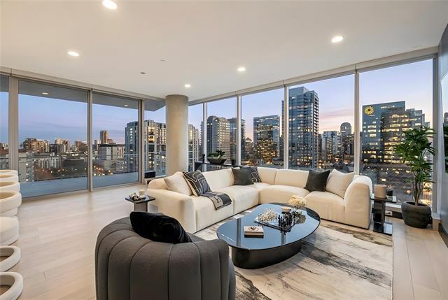 Photo - 3130 N Harwood St Unit 1606