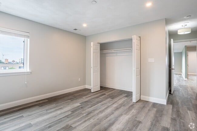 11 Langdon bedroom