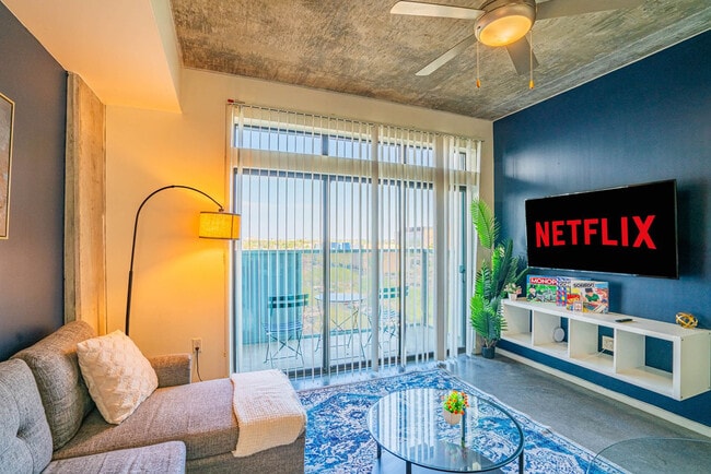 Photo - 810 N 4th St Unidad ID1263080P