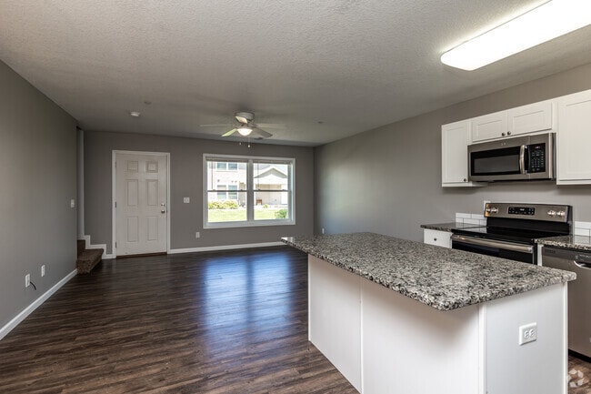 3BR, 2.5BA - 1,380SF - Living Room