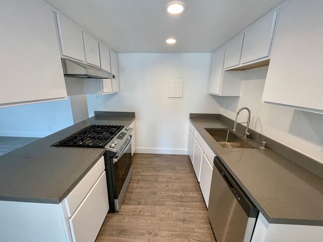 Photo - 6609-6611 50th St Unit 6609 50th St