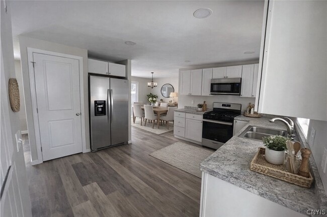 Photo - 4989 Driftwood Dr