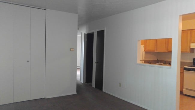 Photo - Kensington Square Apartments