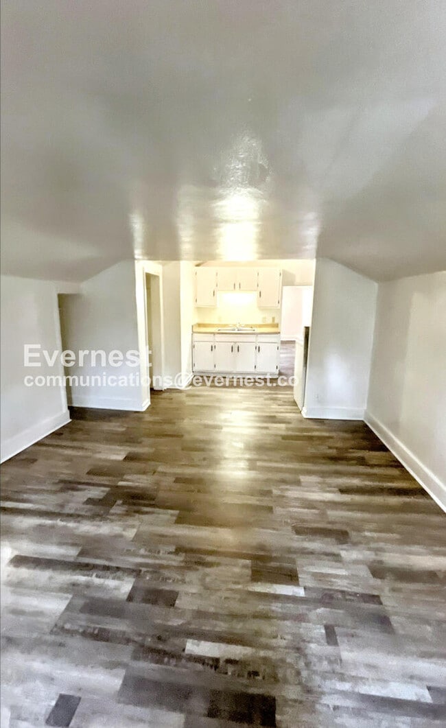 Photo - 413 N Moore Rd Unit 5