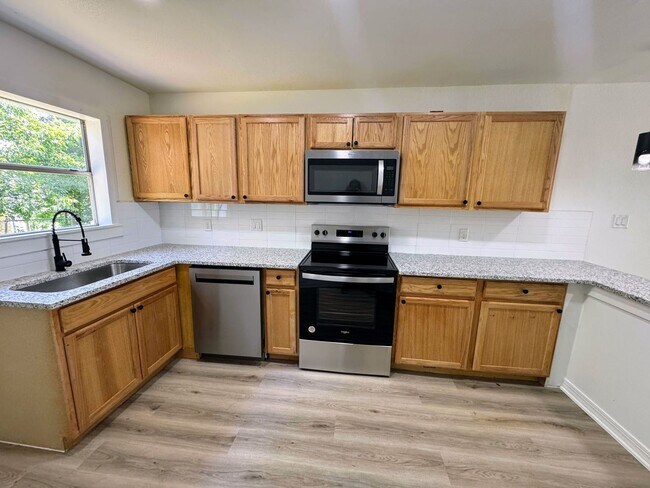 Photo - 2723-2725 Terrace Dr Unidad 2725