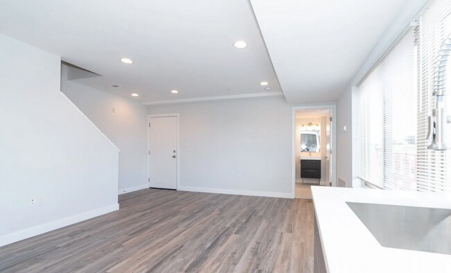 1261-63 N Newkirk St Unit C